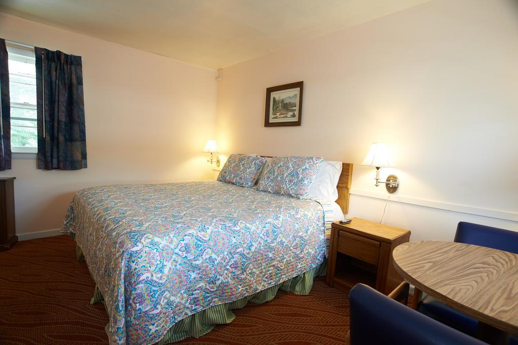 Clinton Motel Eksteriør billede